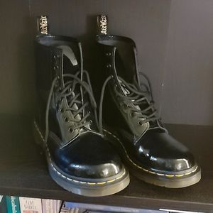 Dr Martens 1460 8-eye patent leather size 9